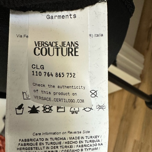 Versace jeans couture women’s Oversized logo print Sweatshirt SizeS - Picture 10 of 15